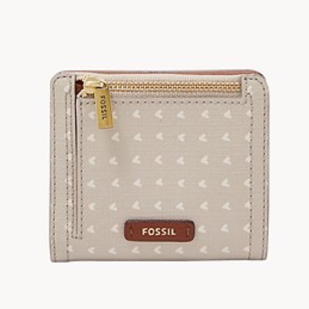 🌼$20🌼 MRSP$45 Preloved Fossil Logan Small RFID Bifold Wallet
